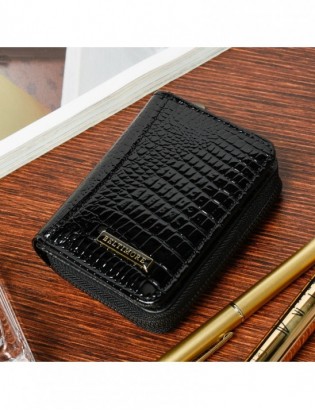 Czarny mały portfel damski skórzany lakierowany Beltimore A05 - zdjęcie 2