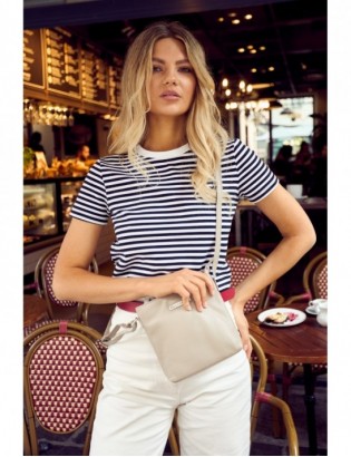 Torebka damska skórzana listonoszka mała premium slim klasyczna beżowa Beltimore L51 - zdjęcie 2