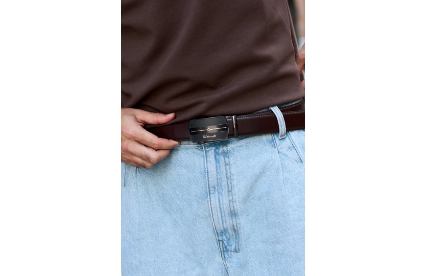 Rewolucja w Twojej szafie: Dlaczego Pasek Męski z Klamrą Automatyczną Przemienia Komfort Na Nowo?