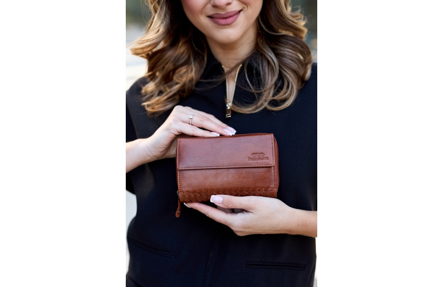 Skórzany Portfel Damski: Nowy Luksus Codzienności. Przewodnik, Jak Wybrać Akcesorium Idealne na Lata